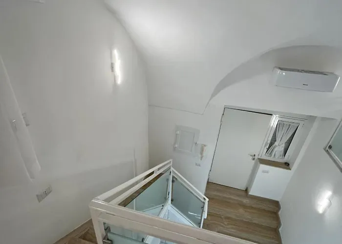 Apartment Dimora Nei Spagnoli Naples